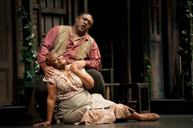 Gordon Hawkins (Porgy) and Lisa Daltirus (Bess) in Seattle Opera's Porgy and Bess (Photo © Elise Bakketun)