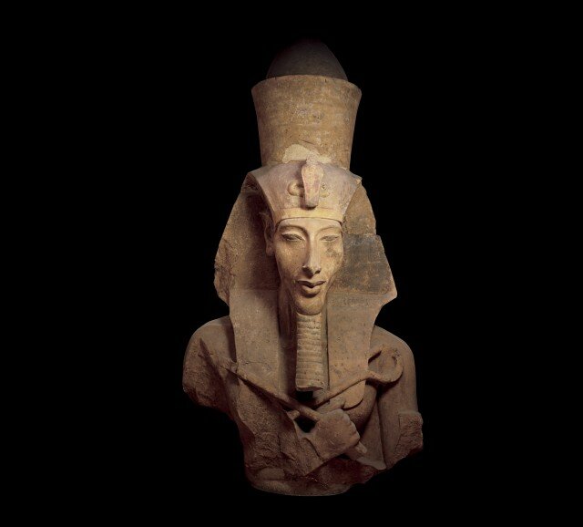 Colossal St atue of Amenhotep IV / Akhenaten