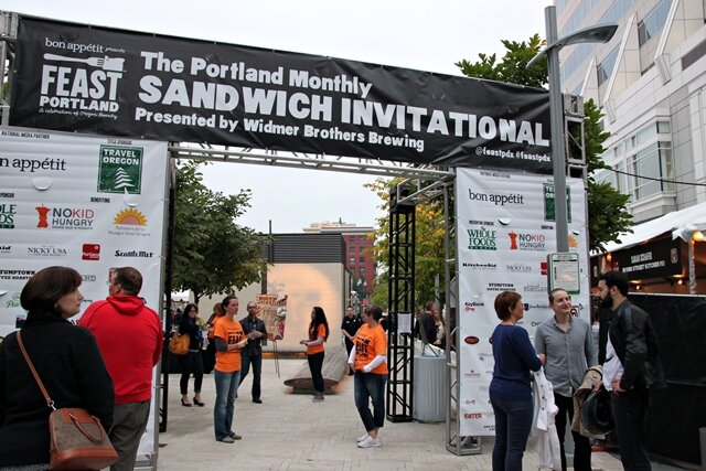 sandwich-signage-640-3952