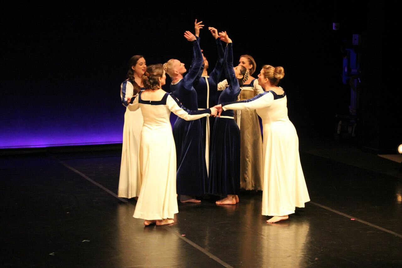 Pacific MusicWorks and Seattle Dance Project's Wayward Sisters (Photo: Karin Brookes)